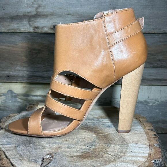 Charles David - Picture 7 of 7